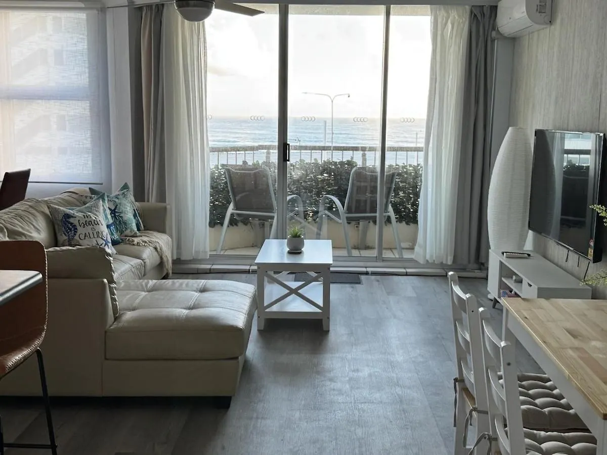 Surfers Paradise Ocean View Apartment With Pool & Lift Access contacts